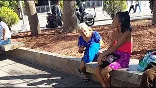 Con lolita y su amiga plazalibertad