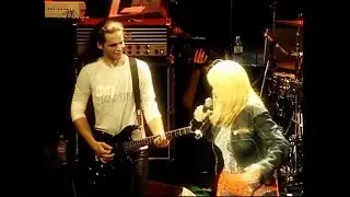 Bonnie Tyler  - Crying in Berlin (Live in Paris, La Cigale) - ClubMusic80s