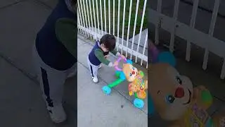 Baby Alec walking with his new shoes