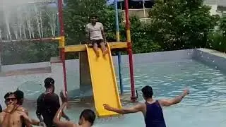 Green land water park