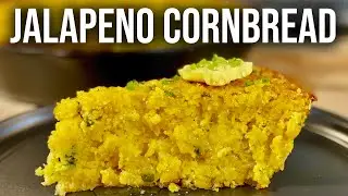 УДИВИТЕЛЬНЫЙ и влажный кукурузный хлеб | Рецепт кукурузного хлеба с халапеньо и чеддером