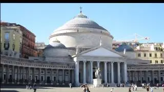 NAPOLI Citta' d'arte e la piu' bella del mondo.