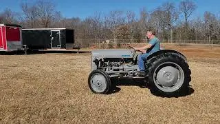 Lot 66 - Ferguson TO-20 - Tractor Brown's Museum Auction