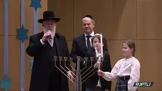 German Chancellor Thanks Berlin's Jewish community for welcoming Ukrainian Refugees