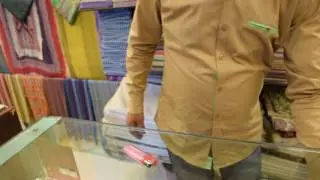 Burn test - Difference between silk and synthetic fibre