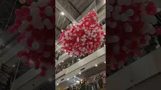 Balloon Shower on Christmas Evening | Christmas celebrations in India #christmas