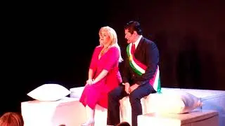 Quique y Angie, la pareja imperial. Teatro Royal Pedregal. Noticieros Teatrikando