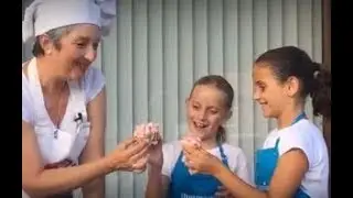 Cómo hacer cupcakes de vainilla con Thermomix ® (con la gran ayuda de Carlota y Candela)