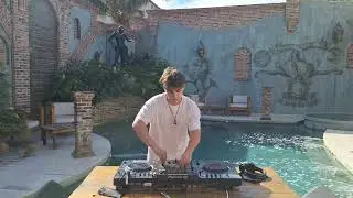Julian Wlasuk @ Terra Firma - Tech House & House