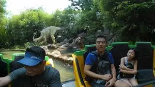 UniversalStudioSG-360-Maije and Aki Bday with deopongkeithreese-20181006-JurassicParkRide