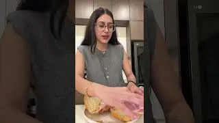 nunca nadie se había puesto tan sentimental haciendo cuernitos… #isaliagomez #mamadetres