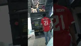 prepare pengiriman 2 paket lapangan futsal dengan menggunakan lantai Interlock Flooring #interlock