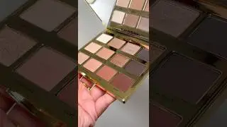 Tartelette in bloom clay eyeshadow palette is so gorgeous and smells so good ✨ #makeup #eyeshadow
