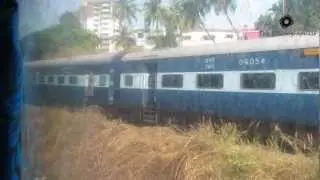 Yeshwantpur Karwar Express Chugs out of Mangalore !!