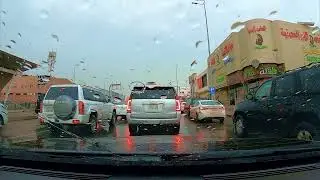 ASMR driving in Riyadh in the rain, capital of Saudi Arabia [4K]