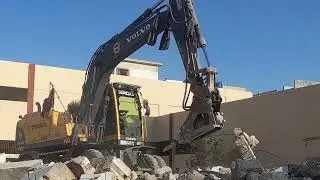World's Dangerous Building Demolition Excavator - Incredible Construction Machines 