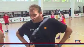 (ВИДЕО) ТОШЕ ГЕЧЕВСКИ СО  КАДЕТКИТЕ НА РЕПРЕЗЕНТАЦИЈАТА НА МАКЕДОНИЈА