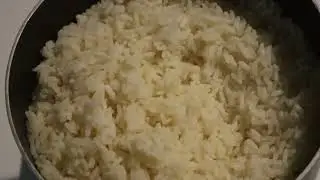 How to Make PERFECT White Rice on the Stovetop - Easy Steps
