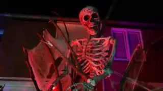 Halloween yard display haunt 2020