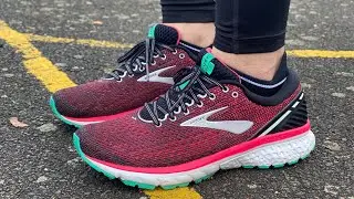 Women's Brooks Ghost 11 (Black/Pink/Aqua)