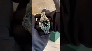 Right wrist or left wrist? Let me know #rolex #rolexwatches #watches #rolexgmtmaster2