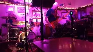 The Flukes - 3 piece covers band from Leeds