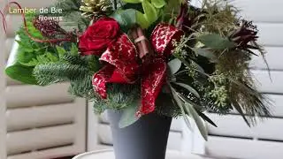Modern Red Christmas Flower Arrangement (Lamber de Bie Flowers)
