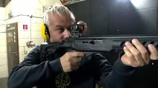 CZ 512 Tactical .22LR a Samopal CZ SCORPION EVO 3 S1 - Strelnica