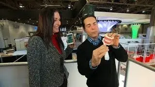 Tech toothbrush to user: 'keep brushing'
