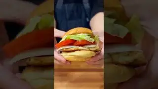 Halloumi Burger From Burger King Finland! #shorts #burger #burgerking #halloumi #cheeseburger #food