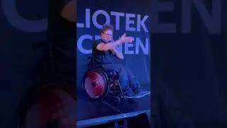 '&AElig; kain itj bli deprimert,&aelig;...av praktiske &aring;rsaker' (4 stk i publikum, overraskende god stemning)