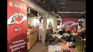Kaffee-Club mit Clublegenden und Seniorinnen/Senioren im ClubHaus