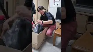 Korean Boyfriend Surprise Birthday Present!