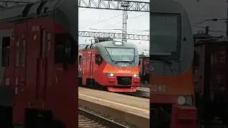 Подборка! эп2д 0054 пролетает платформу малиновка и эп3д 0040 отправляется с Аткарска.