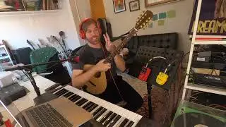 Using Guitar Pedals on an Irish Bouzouki