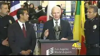 TSA Agent Arrested I am God I'm in charge!  Obey me while im high!