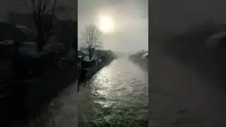 Mont&eacute;e des eaux inqui&eacute;tante &agrave; Nismes en Belgique