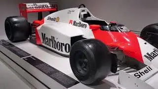 Lenni entdeckt das Porsche Museum