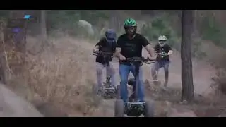 EZRaider HD4 is equipped with four engines one on each wheel with a total capacity of 24 hp  Its max