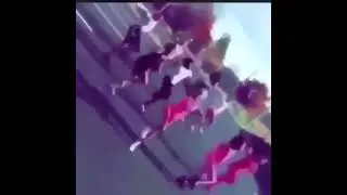 Stan Twitter: Group of girls dancing to girl front by Loona∆ odd eye circle