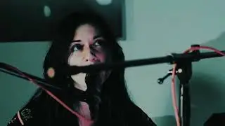 Experience the Magic of Seattle's Acoustic Music Scene with Product 432 at Revolution Maggie