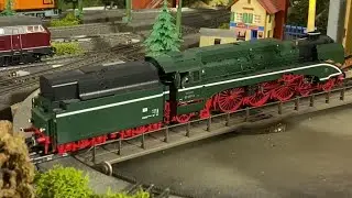 ROCO 78202 DR DDR 02 0201 0 Deutsche Reichsbahn Dampflokomotive ESU LokSound 5 Umbau