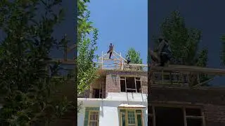 roof woodworking #hardwork #Dengerous #carpentry #roofing #roof #experts #rooftop #woodworking