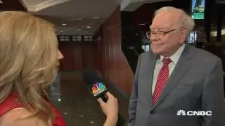 Warren Buffett: Speaks to CNBC about Apple and IBM
