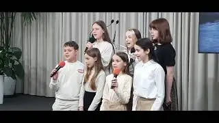 Мама усміхається | християньська пісня