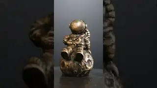 Casting a Bronze Astronaut Statue #metalcasting #shorts