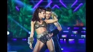 Gastón Soffritti y Agustina Aggazzani bailan 