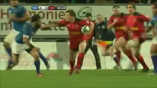 Jeff Hassler charges through Samoans from a restart
