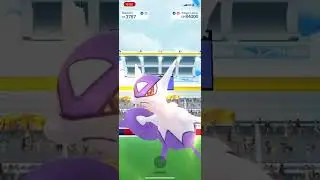 2100cp Latios Ran away, When to the Food truck to get some Taco's so i was Walking while Catching!