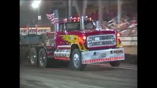 Big Horsepower Action Truck And Tractor Pull